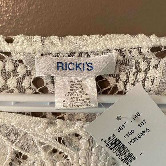 Ricki’s one size 100% Nylon lace top - Picture 3 of 6